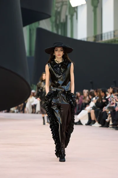 Look 41